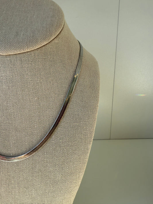Herringbone Necklace in Silver
