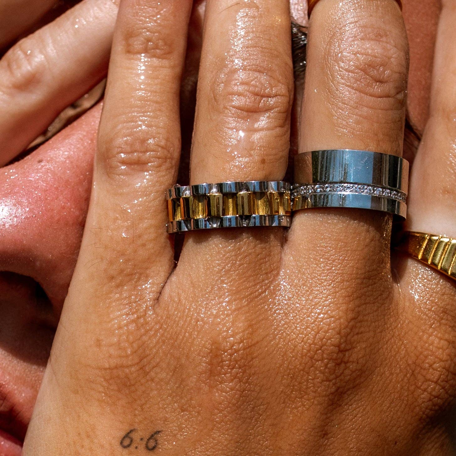 Lineage Ring