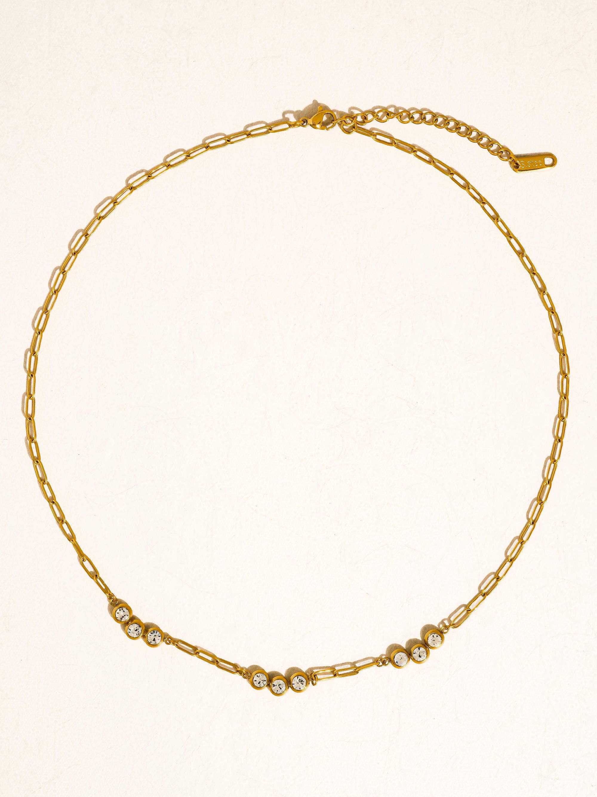 Clair Pendant Necklace