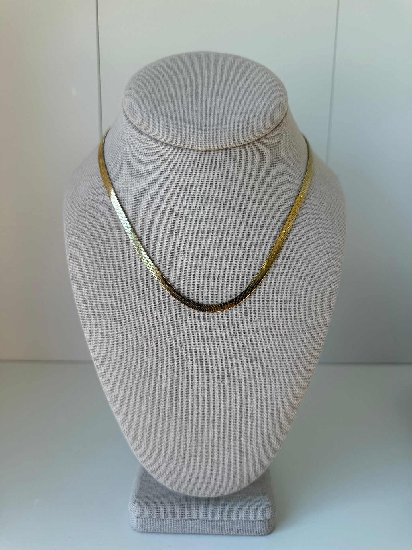 Herringbone Necklace in Gold
