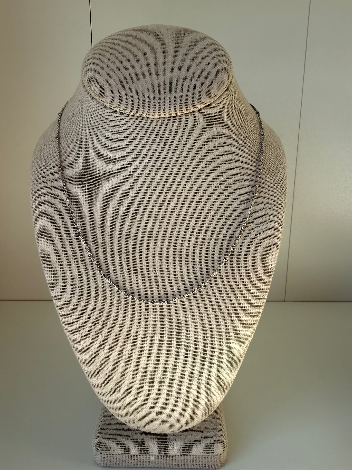 Satellite Necklace in Silver