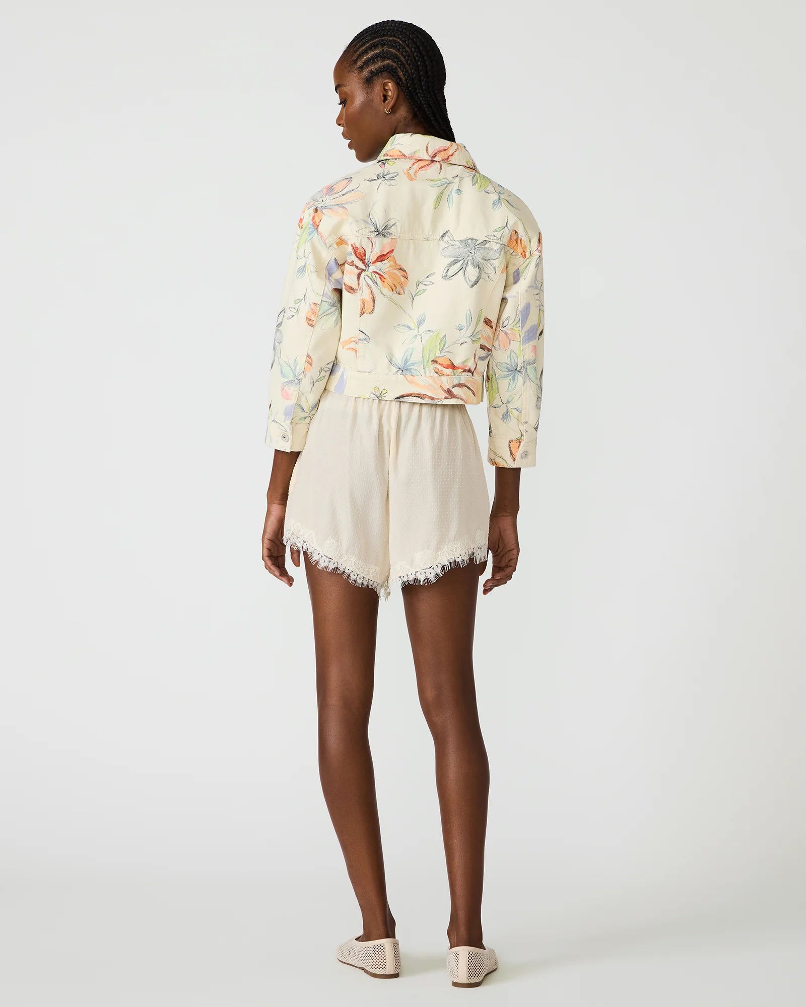 Daisee Short in Birch White