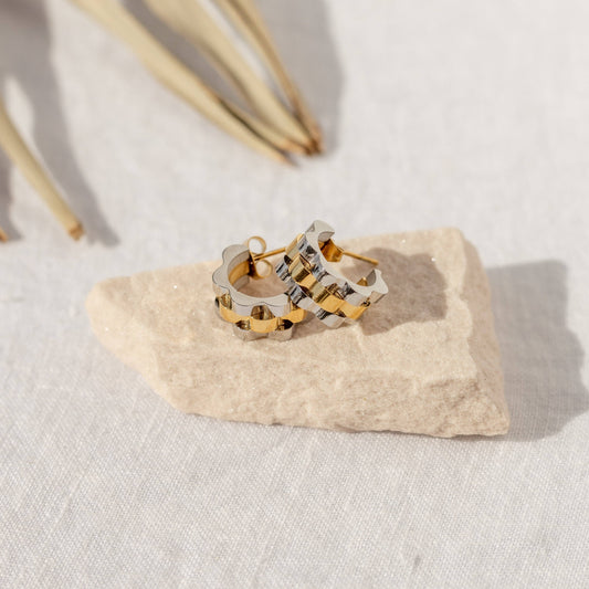 Lineage Hoops in Intermix