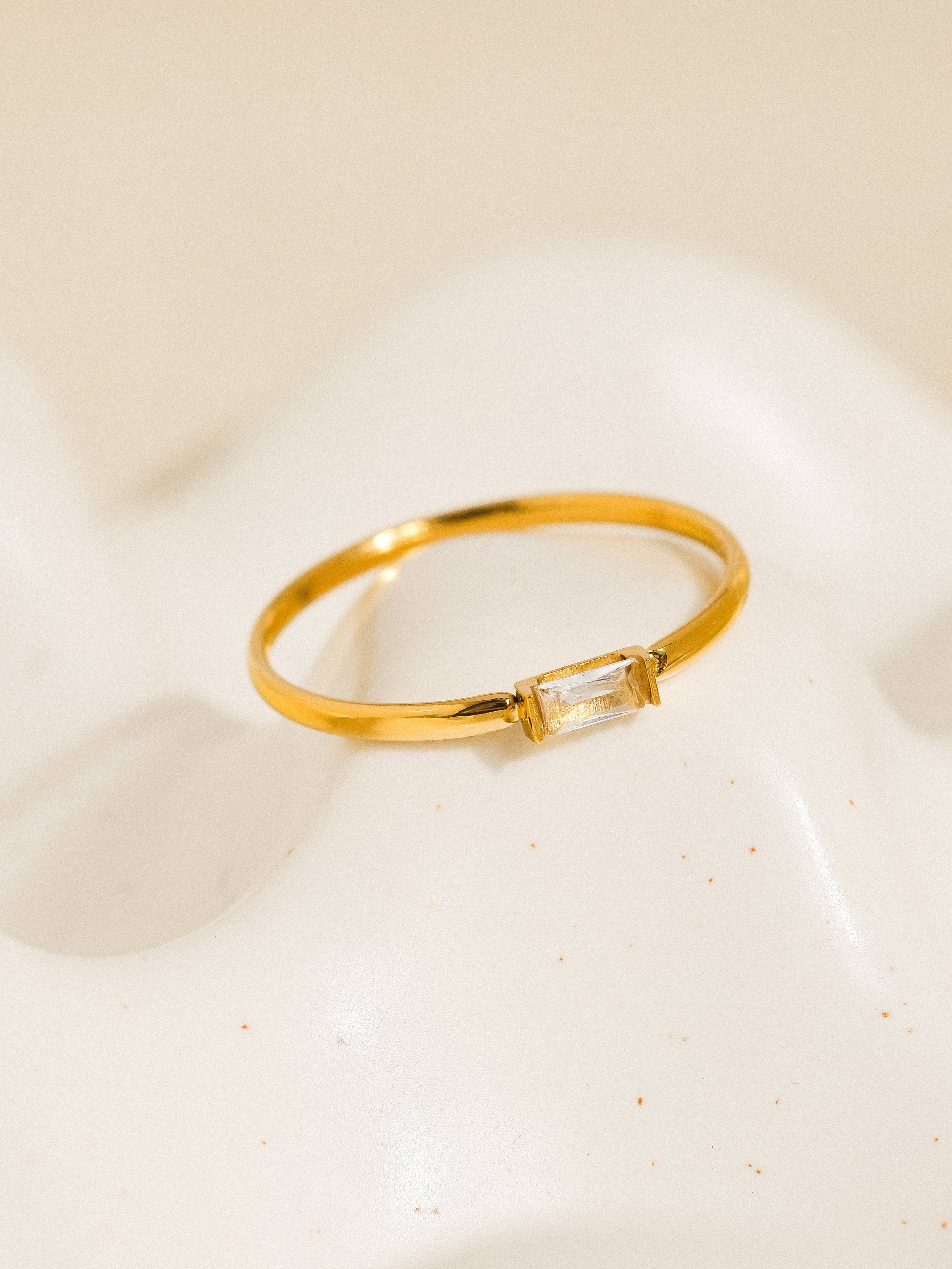 Thin Emerald Ring