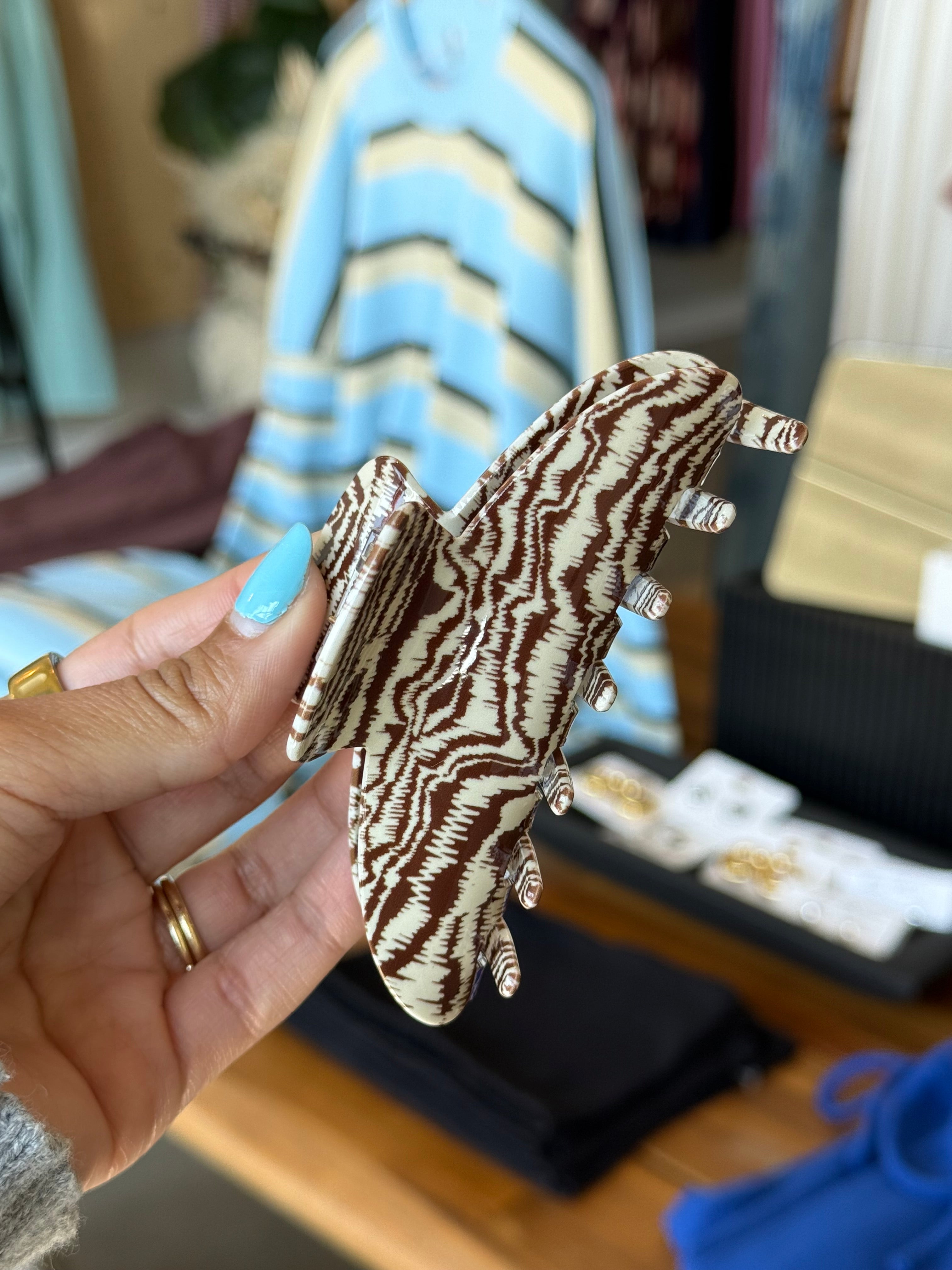 Vintage Two-Tone Swirl Pattern Hair Clamp