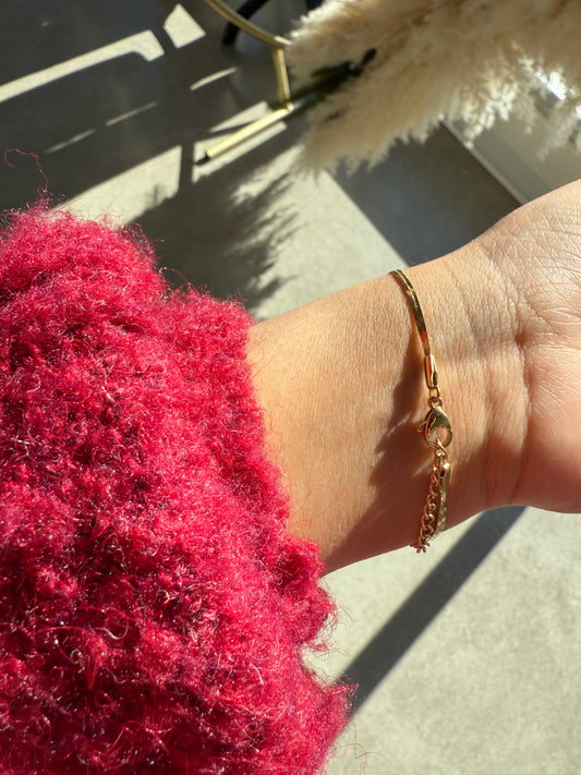 Herringbone Bracelet in Gold