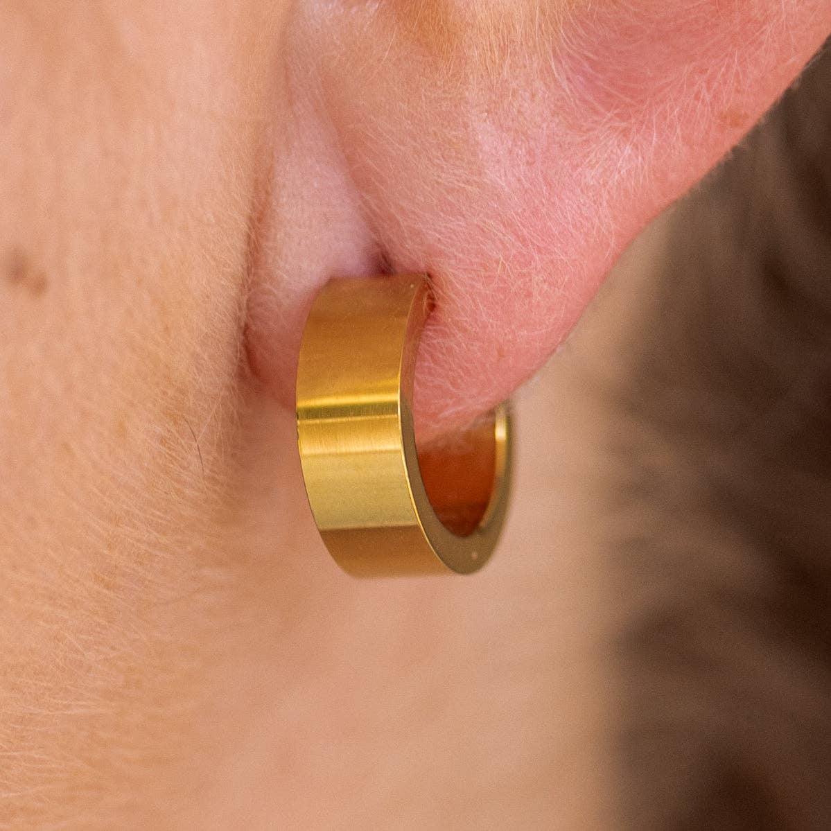 Sable Hoops in Gold