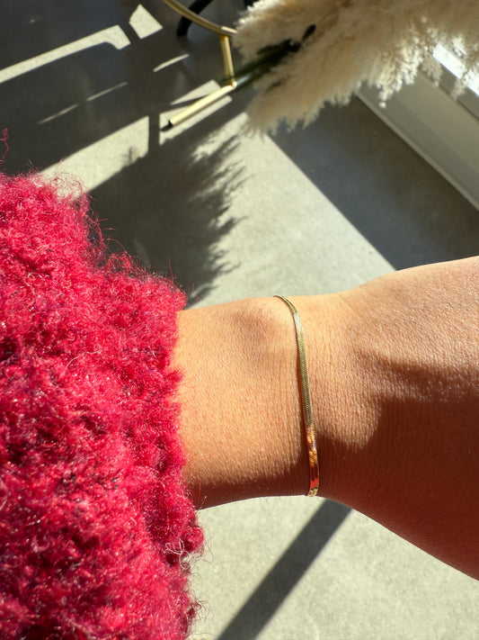 Herringbone Bracelet in Gold