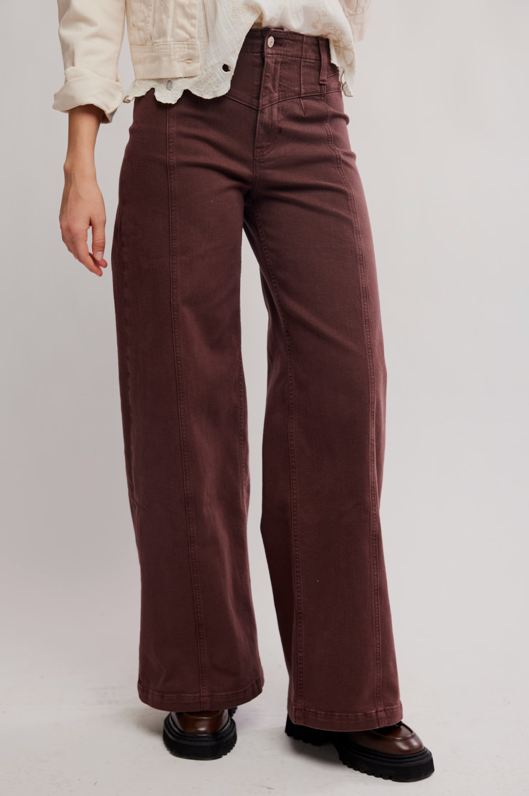 Libre Wide Leg in Rum Running