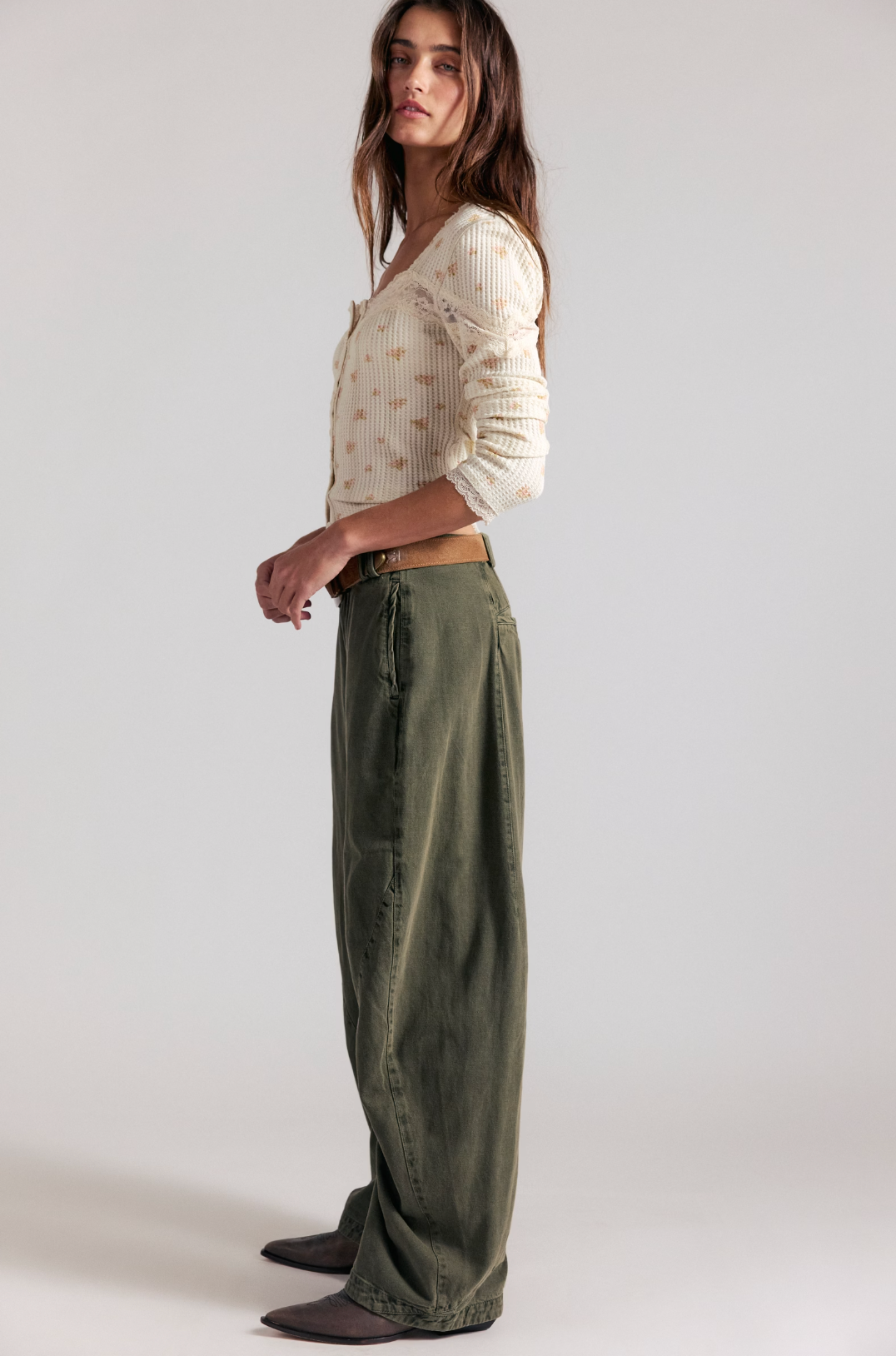 Spotlight Washed Trousers in Dusty Olive