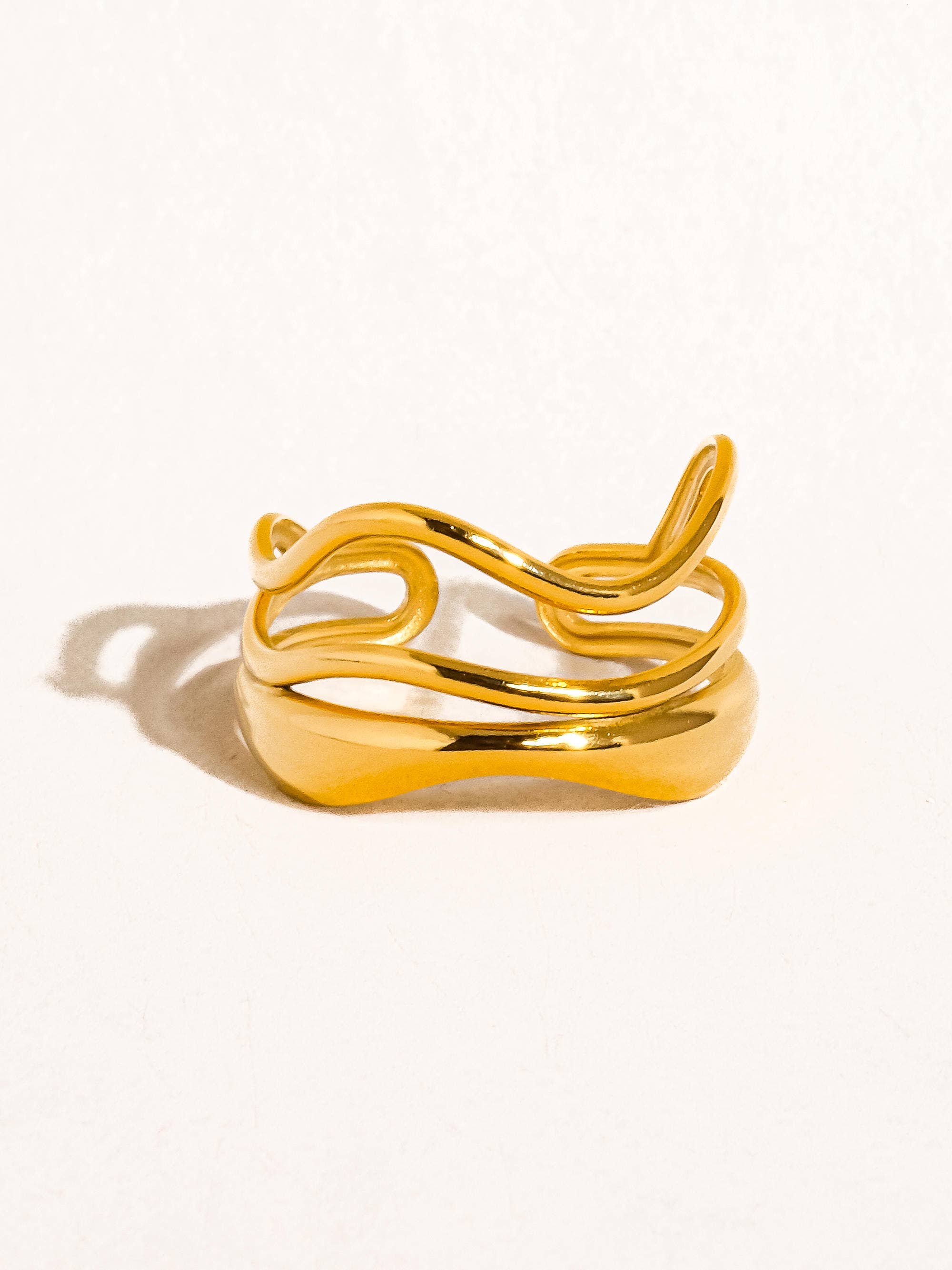 Abstract Adjustable Ring